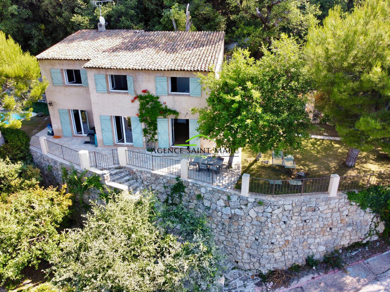 Maison - 145 m² - 4 pièces