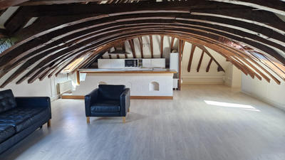 Appartement - 96 m² - 3 pièces