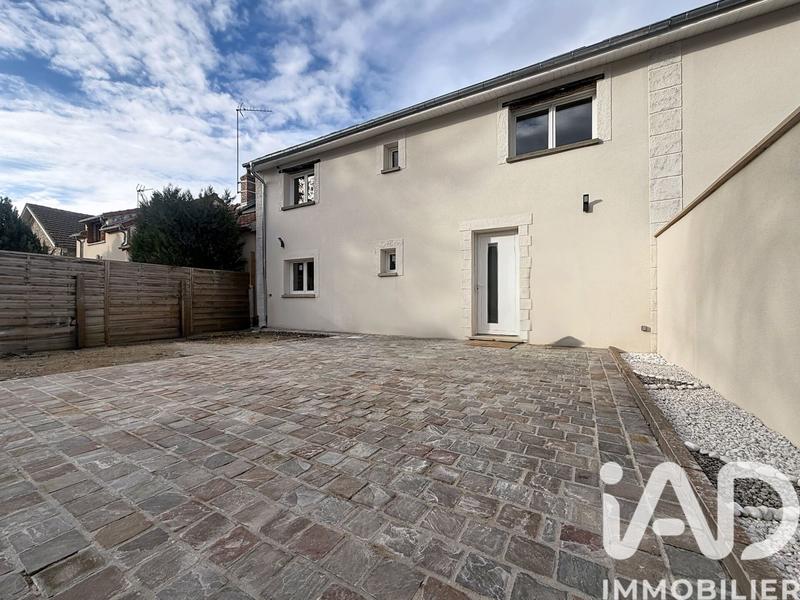 Maison - 127 m² - 7 pièces