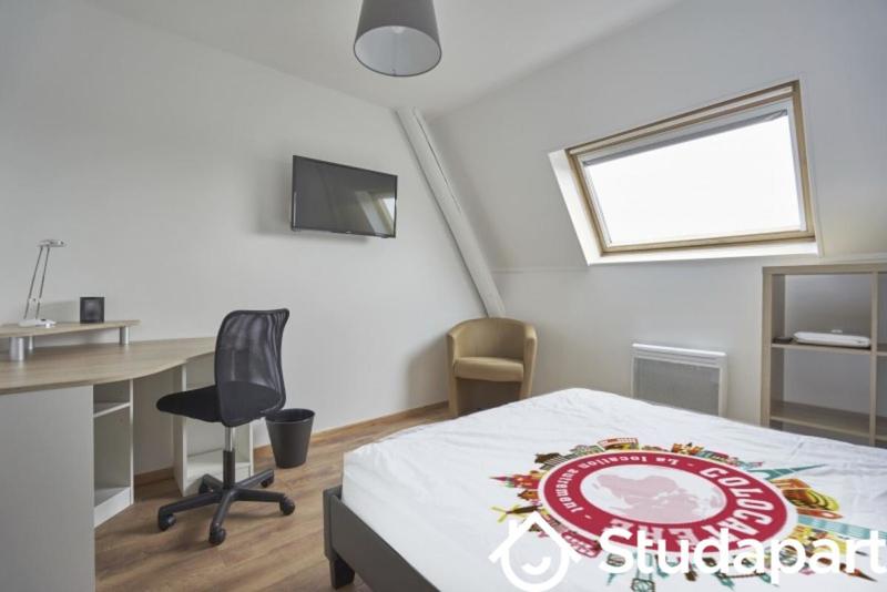 Chambre - 10 m² - 1 pièce