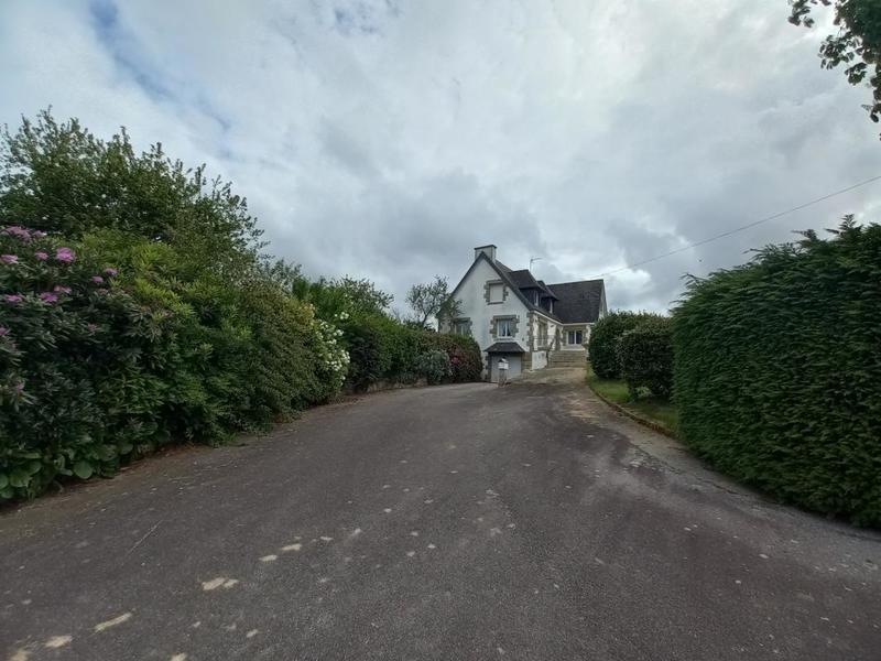 Maison - 138 m² - 6 pièces