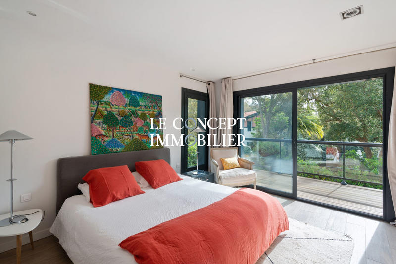 Maison - 200 m² - 7 pièces