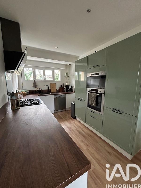 Maison - 90 m² - 4 pièces