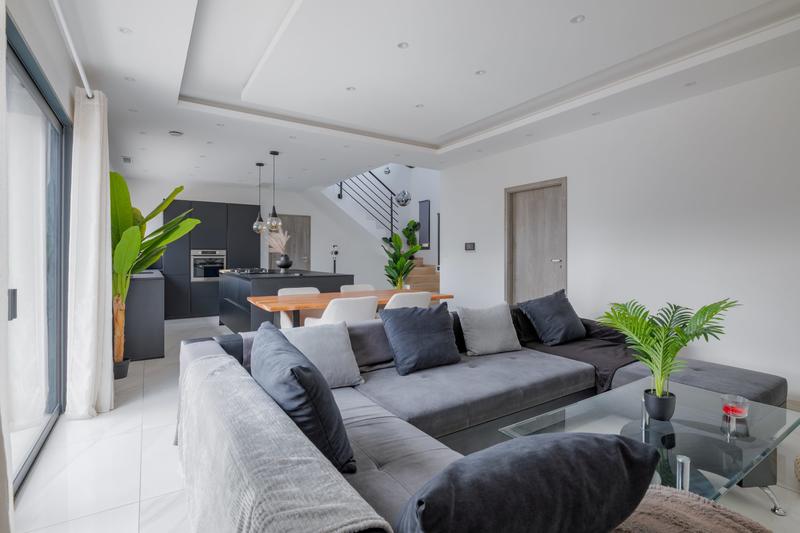 Maison - 130 m² - 5 pièces