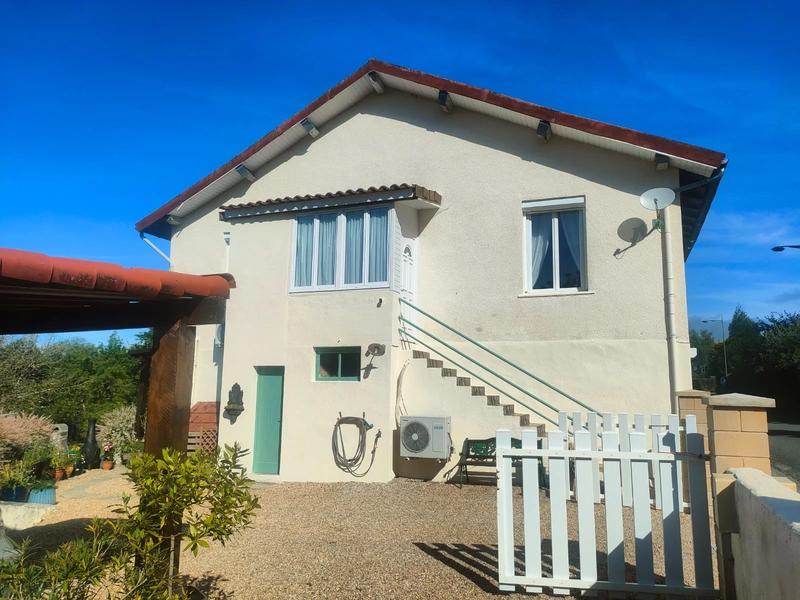 Maison - 140 m² - 4 pièces