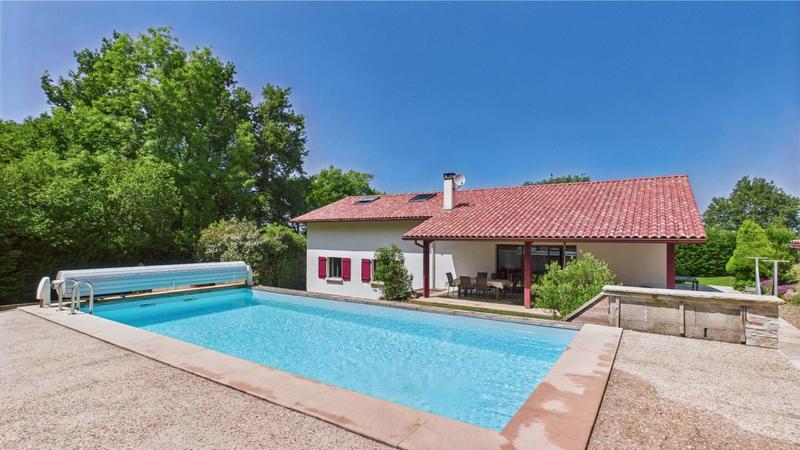 Maison - 185 m² - 5 pièces