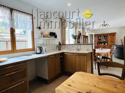 Maison - 110 m² - 6 pièces