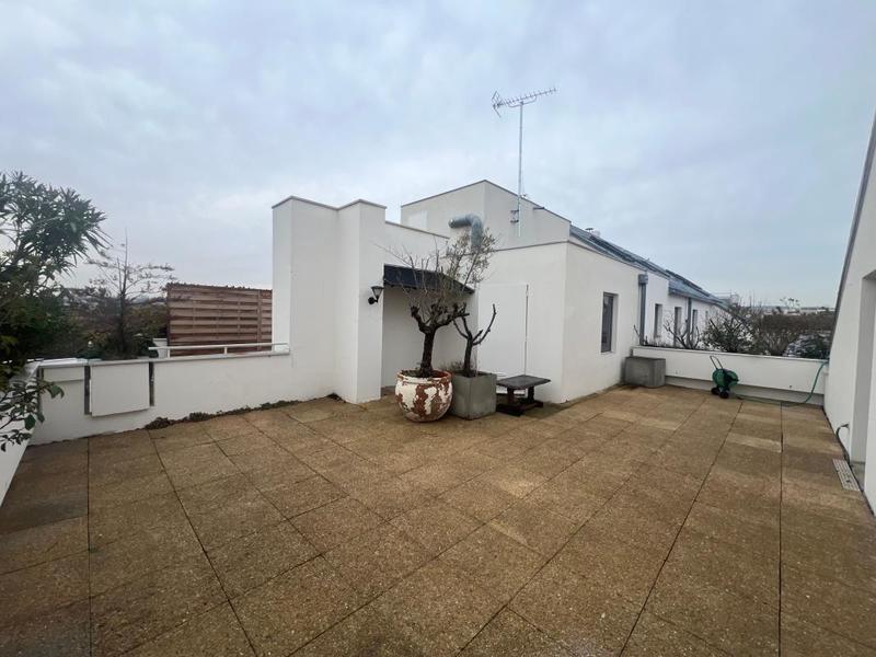 Duplex - 118 m² - 6 pièces