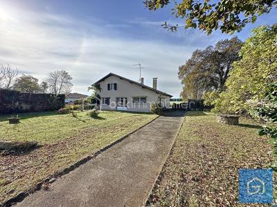 Maison - 114 m² - 7 pièces