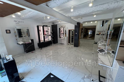 Local commercial - 150 m²