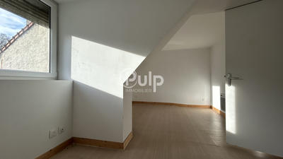 Maison de ville - 75 m² - 4 pièces