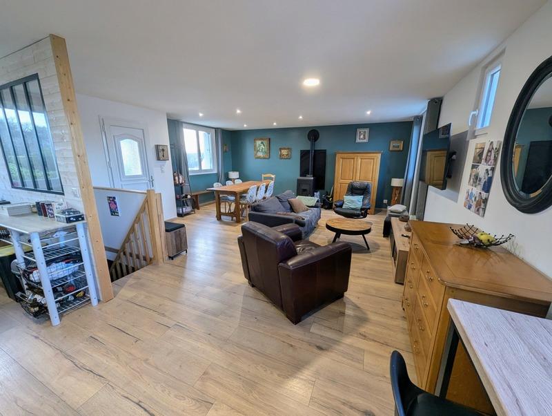 Maison - 100 m² - 4 pièces