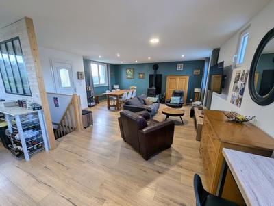 Maison - 100 m² - 4 pièces