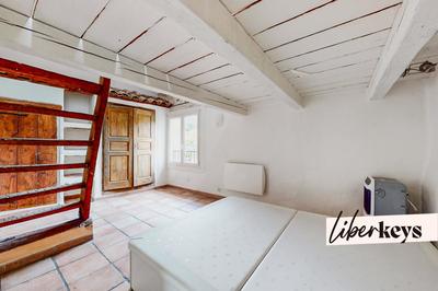 Appartement ancien - 63 m² - 4 pièces