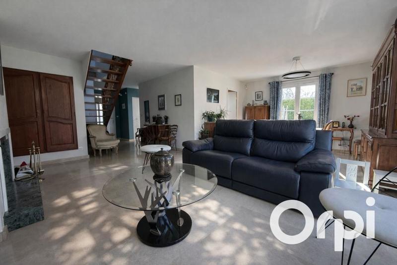 Maison - 122 m² - 7 pièces