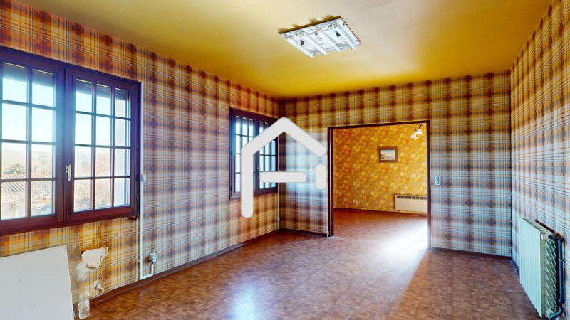 Maison - 227 m² - 7 pièces