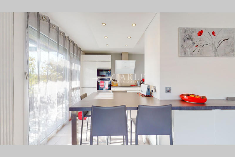 Villa - 109 m² - 5 pièces