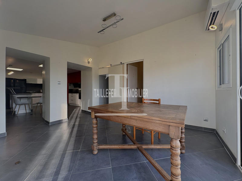 Maison - 117 m² - 6 pièces