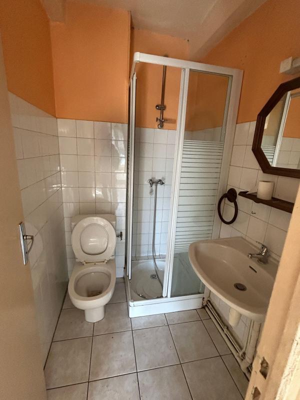 Immeuble - 225 m² - 12 pièces