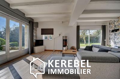 Maison - 173 m² - 6 pièces