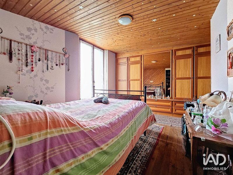 Maison - 143 m² - 7 pièces