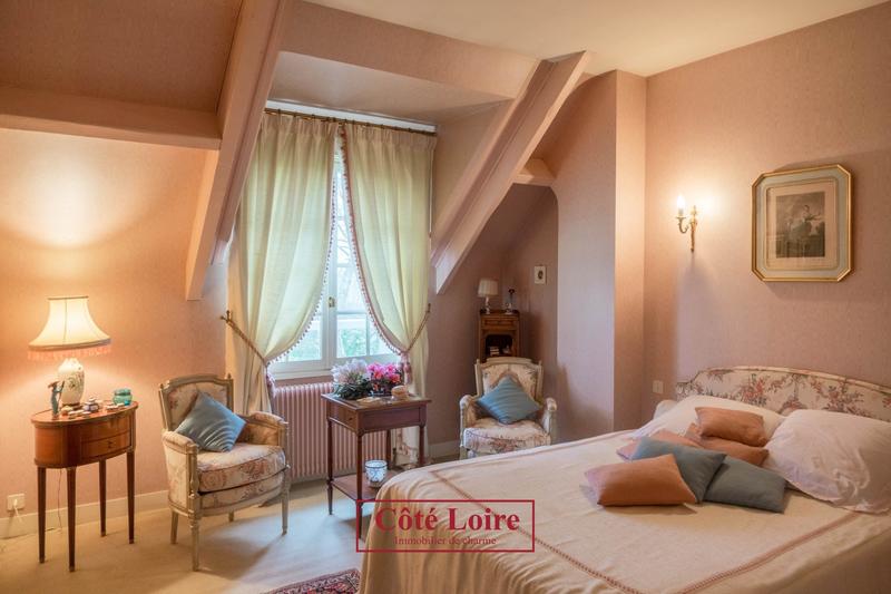 Maison - 274 m² - 7 pièces