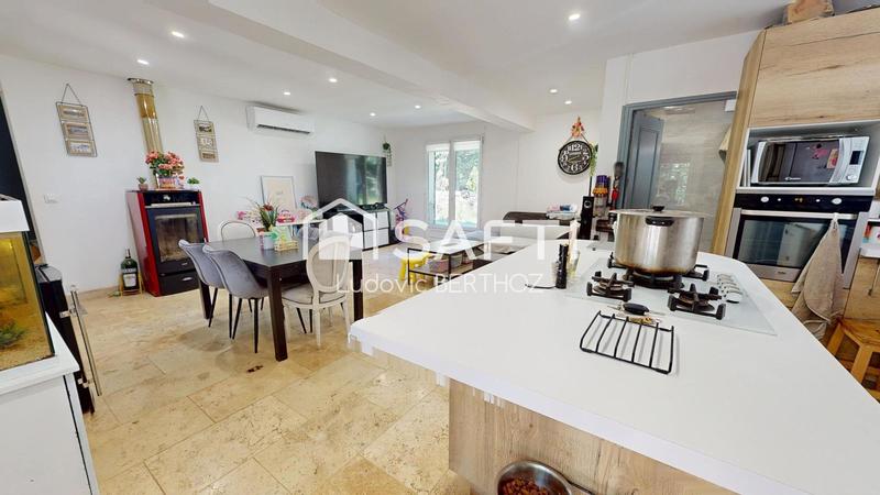 Maison - 88 m² - 4 pièces