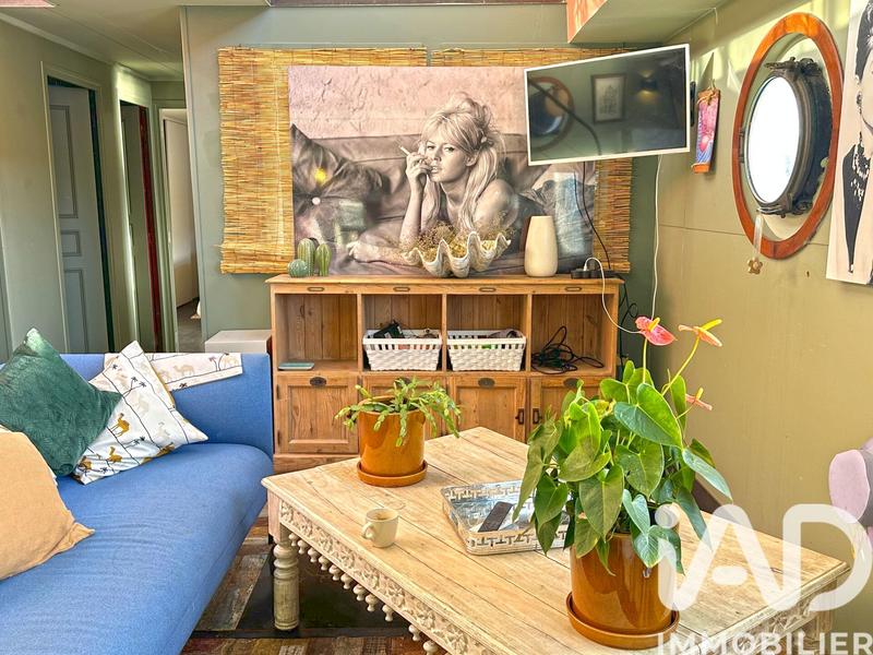 Appartement - 220 m² - 9 pièces