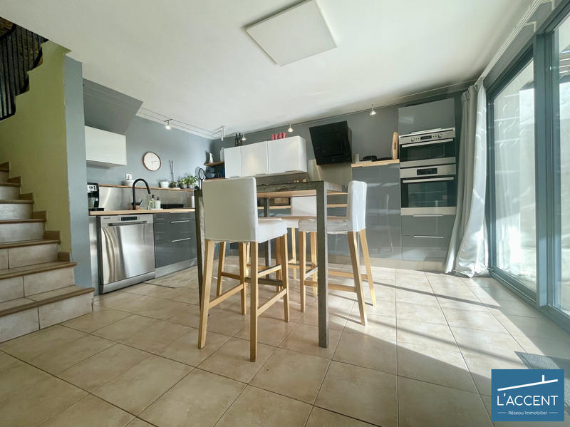 Maison - 144 m² - 4 pièces