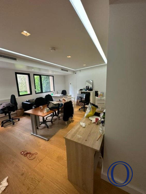 Local commercial - 335 m²