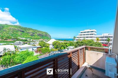 Duplex - 91 m² - 5 pièces