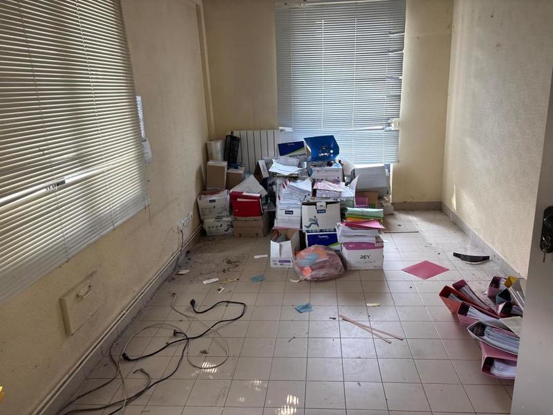 Divers - 3 000 m² - 15 pièces