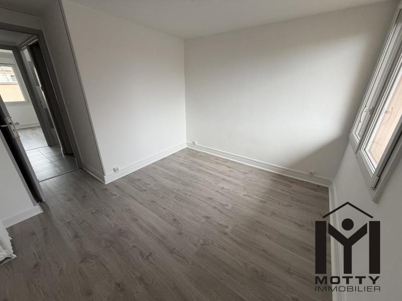 Appartement - 65 m² - 4 pièces