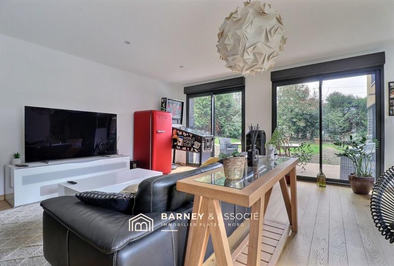 Maison - 190 m² - 8 pièces