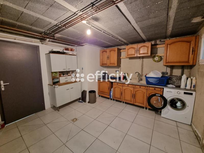 Maison - 144 m² - 7 pièces