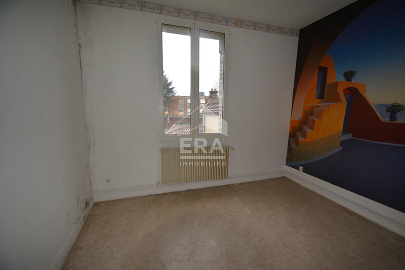 Maison - 235 m² - 7 pièces