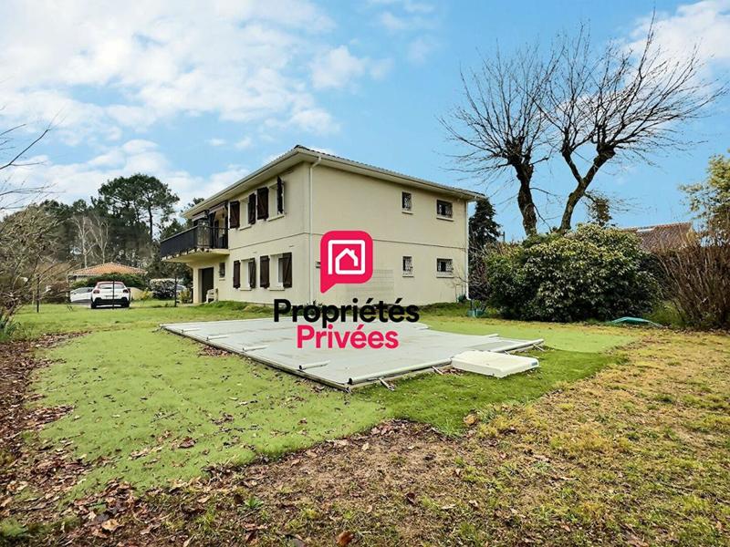 Maison - 162 m² - 6 pièces