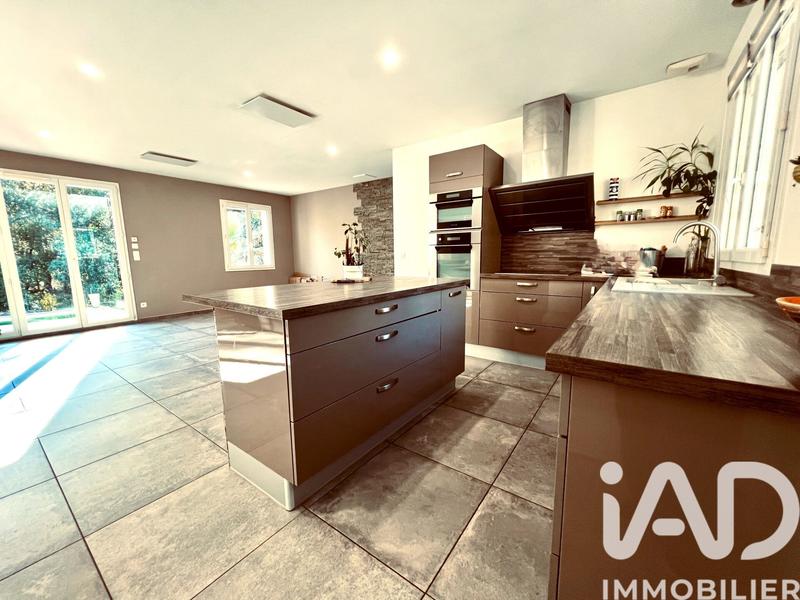 Maison - 120 m² - 5 pièces