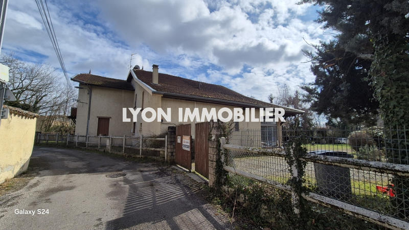 Maison - 314 m² - 11 pièces