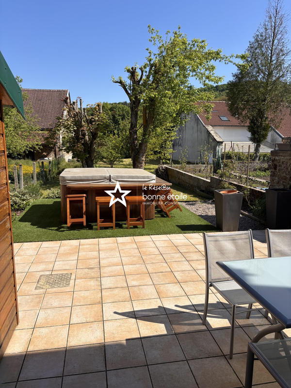 Maison - 94 m² - 5 pièces