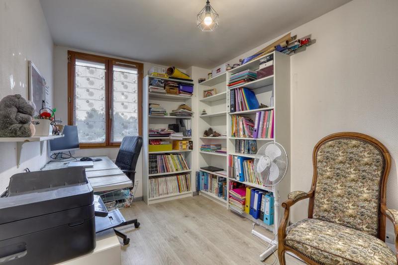 Pavillon - 140 m² - 7 pièces