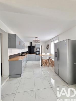 Maison de ville - 90 m² - 5 pièces