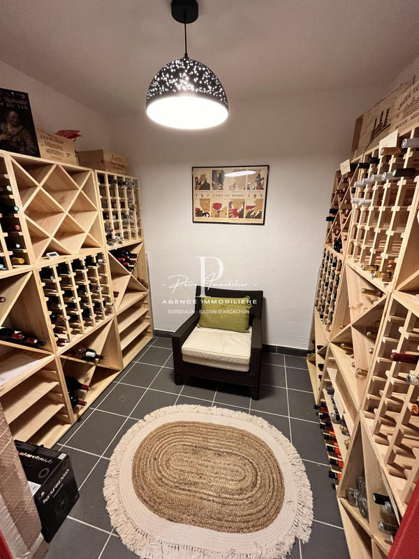 Maison contemporaine - 250 m² - 6 pièces