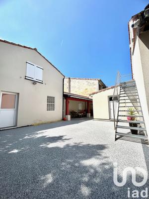Maison - 177 m² - 7 pièces