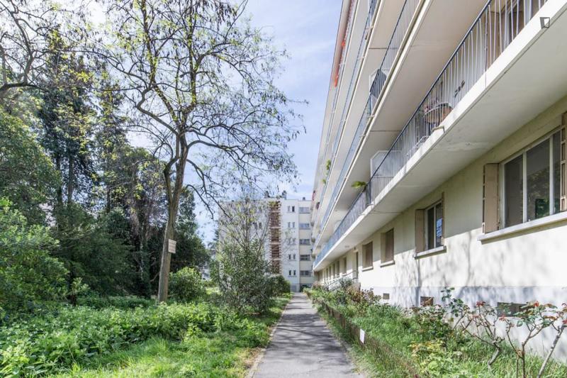 Chambre - 10 m² - 5 pièces