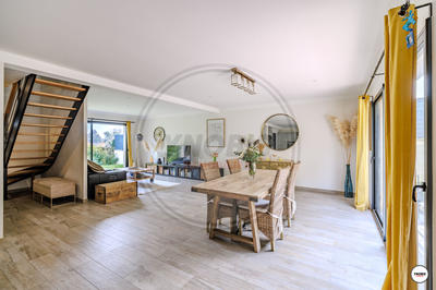 Maison - 134 m² - 5 pièces