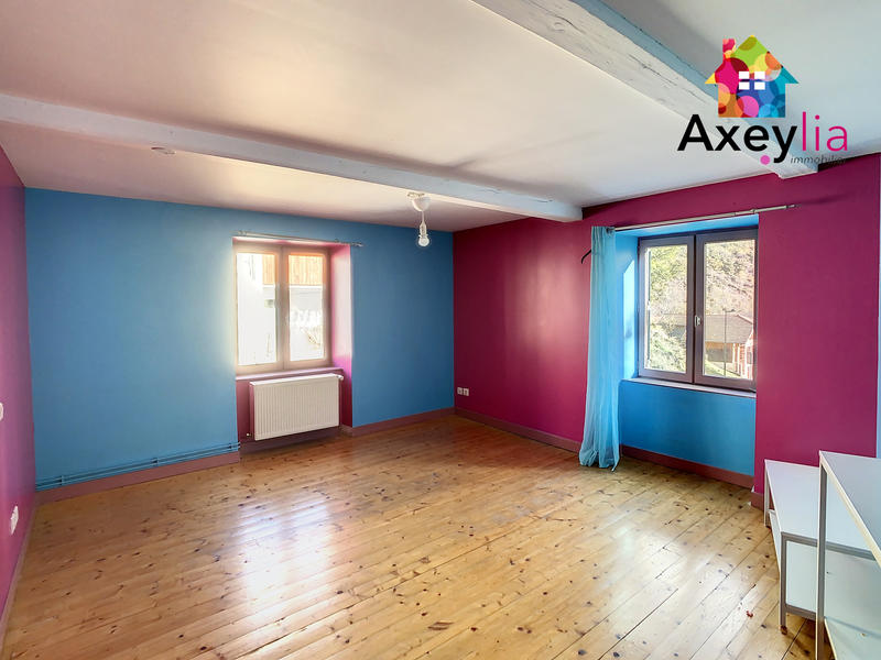 Maison - 180 m² - 7 pièces