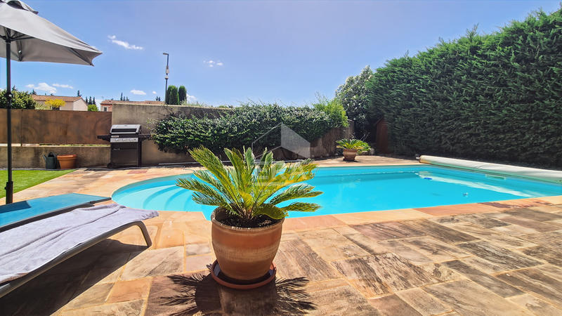 Maison - 122 m² - 6 pièces