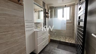 Appartement - 84 m² - 5 pièces