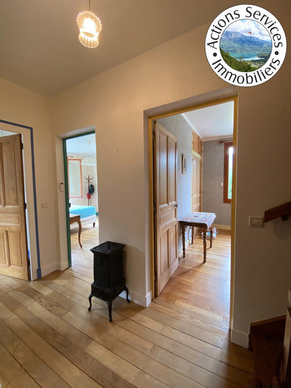 Maison - 163 m² - 7 pièces